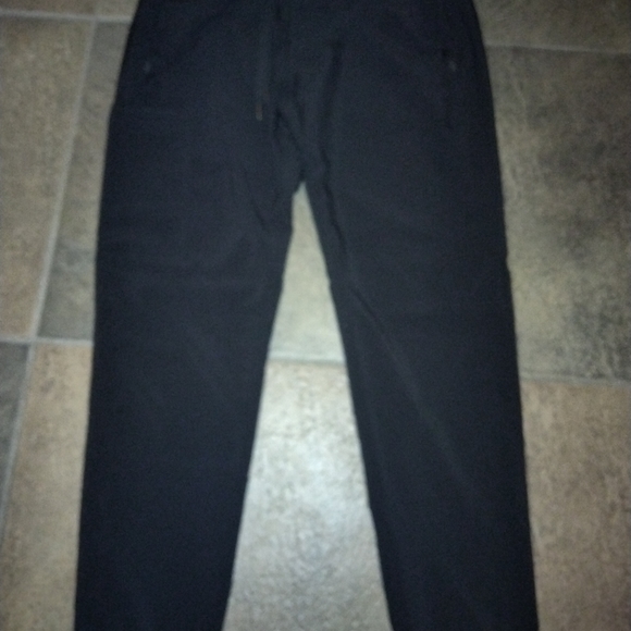 Mens all black jogger scrubs 2 full sets! - Picture 4 of 7